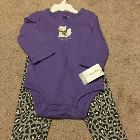 NWT 2 Piece Carter’s Set - 9 mth Onesie & Pant - Picture 1 of 2